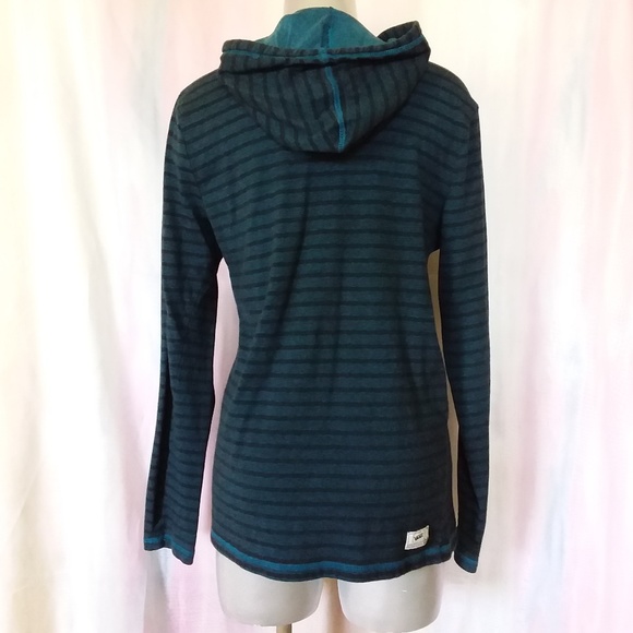 Black & Blue Long Sleeved, Hooded Pullover - Picture 4 of 8